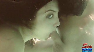 Outdoor underwater blowjob in pool with exotic brunettes - cum in mouth