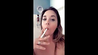 Smoking 120 while showering & karaoke 🎤 😜