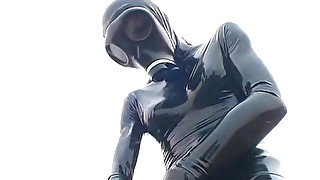 Latex Gasmask Masturbation