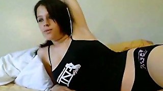 Mexican hot babe loves to play with her wet pussy and titties