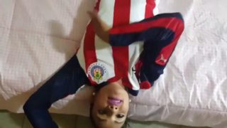 Putita aficionada de las chivas cogida por un americanista