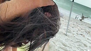 BLOWJOB ON A PUBLIC BEACH IN MIAMI WITH CUM IN MOUTH! AMATEUR COUPLE