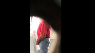 Str8 spy daddy in public toilet ll