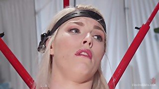 Electric Mindfuck: Ella Nova's Intense Anal Electro Predicament!