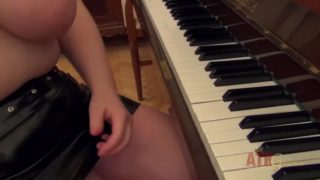 Yada masturbating at the piano