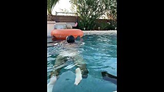 Playing in the pool until i cum