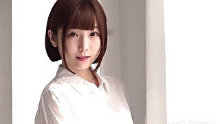 Homemade video of pretty Japanese Sakura Kizuna getting a facial