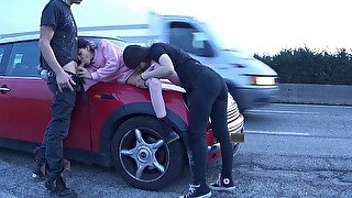 RISKY PUBLIC SEX!!!! THREESOME IN THE STREET AND INSIDE 