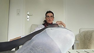 Cum on the aunty glasses! Strict cheese foot breeding