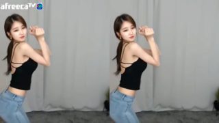 Korean girl striptease