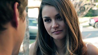 Gorgeous Teen Gets Fucked With Chad Alva, Kimberly Kane And Allie Haze