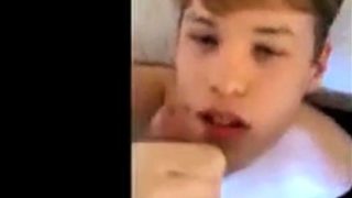 Teen boy sucks his moaning friends big cock