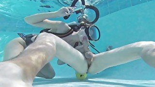 Super hot underwater blowjob with Minnie Manga