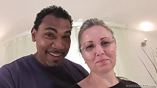 Czech mature gets her first BBC - interracial hardcore with cumshot