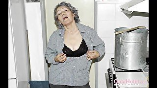 Amateur mature and granny cock sucking pictures compilation