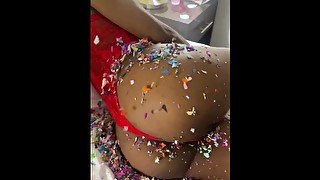 Big ass confetti!!! Pussy lips