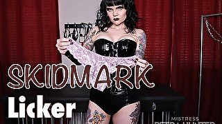 Skidmark Licker: Toilet humiliation POV