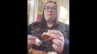 SSBBW EATING FOOD WITH