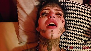 Inked up beauty Amber Luke craves a big cock