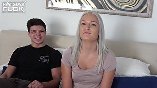 Josh Farve and Victoria Hobbs enjoy this fuck