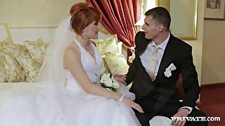 Redhead Bride Has Threesome Before Wedding