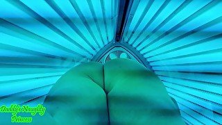 Naked Squats In Gym Tanning Bed