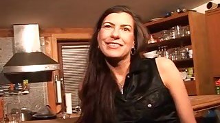 Dona Lucia - Die Kontaktanzeige