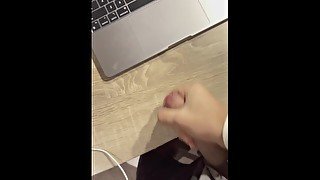 german boy cums on his laptop