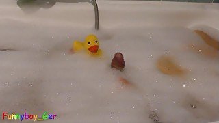 The duck and the cock - Bathtub play with soft and (a little bit) hard cock