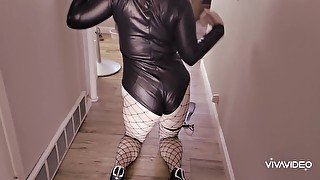 Ass Worship: Leather and Fishnets