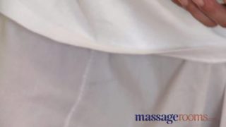 Tempting hirsute MILF performing in massage with happy end