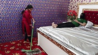 Indian Beautiful House Maid Seduces and Fucked Hard by her House Onwer