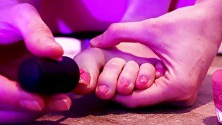 Foot Fetish - Goddess D paints their toes pretty pink for your worship