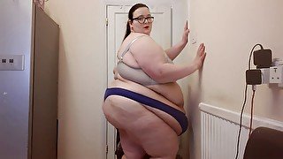 SSBBW BBW thongs and leather leggings try on