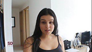 ME FOLLO AL TECNICO QUE VINO A MI CASA A REPARAR ALGUNAS COSAS- PORNO EN ESPAÑOL / MELANIE CACERES