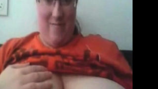 Bbw Play with Her Huge Fat Boobs