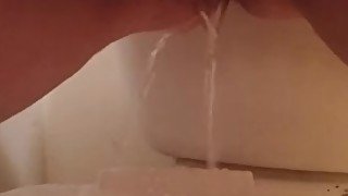 Amateur Homemade Pissing Milf