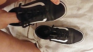 I fill her black Vans with a white suprise