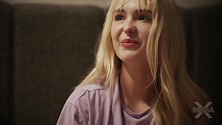 Mom Enjoys By Seeing Her Daughters Sex With Boyfriend - Teaser Video