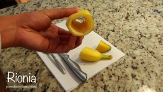 My Banana Peel Masturbation | Rionia