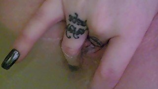 Playing with my pussy, orgasm in tub