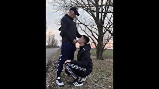 CHAV LADS OUTDOOR SUCKING