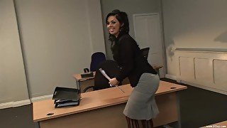 Hardcore pounding in the office with Kerry Lousie wearing stockings