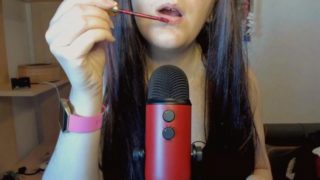 Ascolta suoni bagnati di risucchi sopra il tuo cazzo in Asmr con Blue Yeti