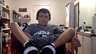 Bumming Hard in My Shorts Before Class