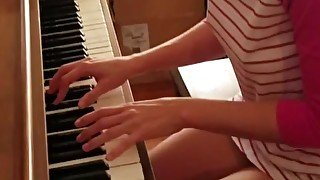 Sexy Pianist Procrastination ;)--QuinnTracey