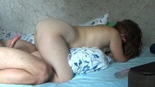 Lazy morning sex. No hands cumshot on sexy milf's ass. 