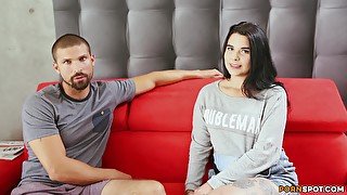 Adorable amateur Inna Davis spreads her legs to tease and gets dicked