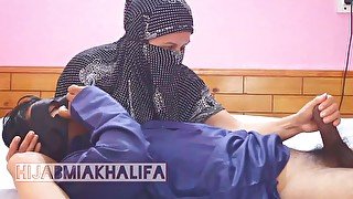 Hot Hijabi Babe Riding Big Cock In Revers After Smoking Blowjob And Getting Creampie To Hairy Pussy