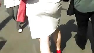 Candid Sexy Ass in Skirt